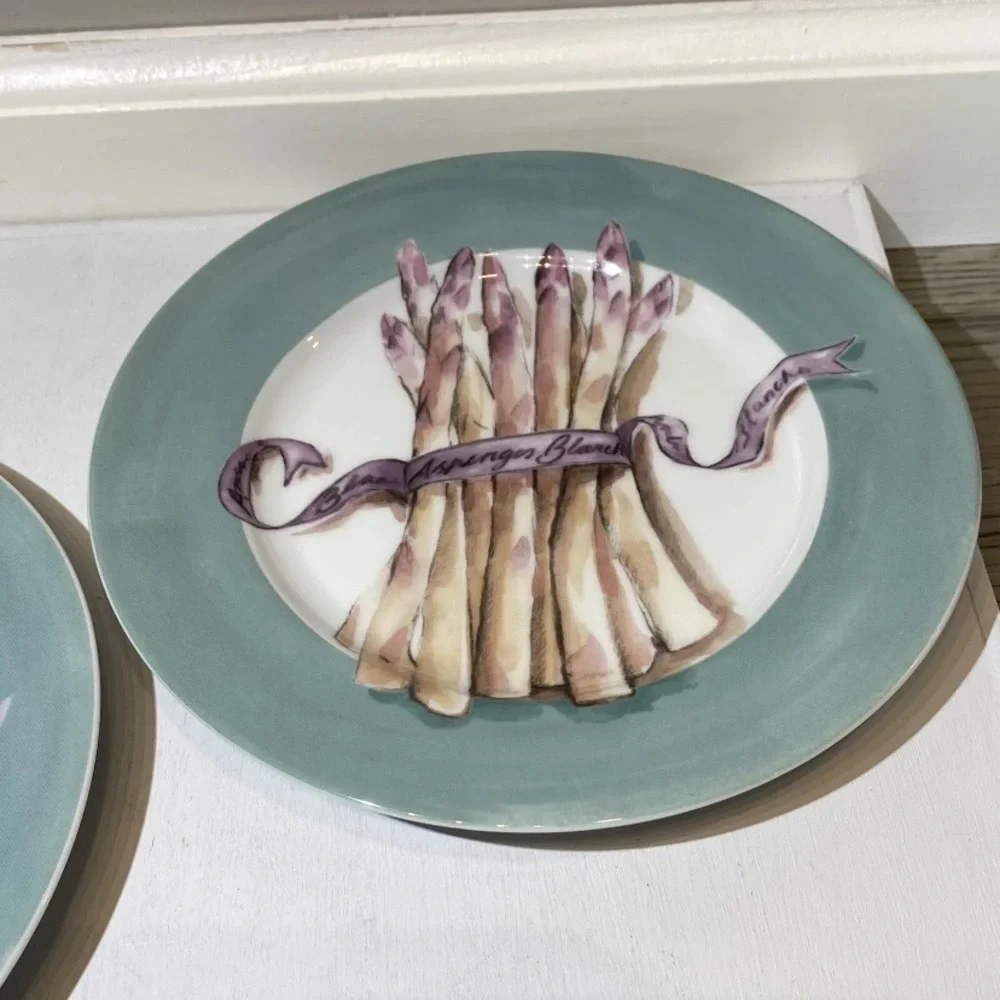 Williams Sonoma Asparagus Bunches 8.25” Two (2) Set Salad Dessert Plates, Japan